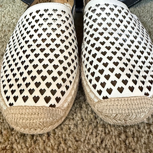 Tory Burch Channing off-white cream, leather flat wide shoe sz 9 - Picture 3 of 8